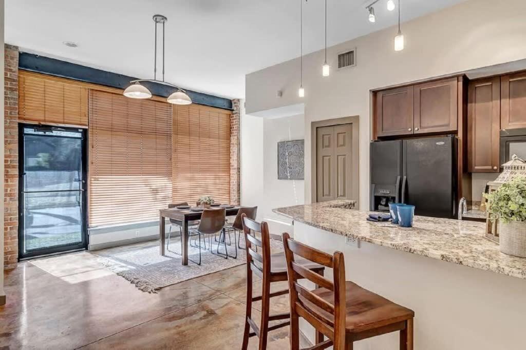 Modern, Insta-Worthy 2B Townhome In Walkable Springfield! Джэксонвиль Экстерьер фото
